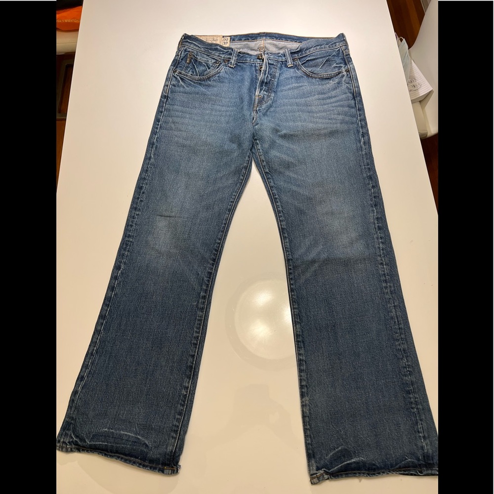 Abercrombie and fitch 32x32 Kilburn Lowrise  Boot Jeans